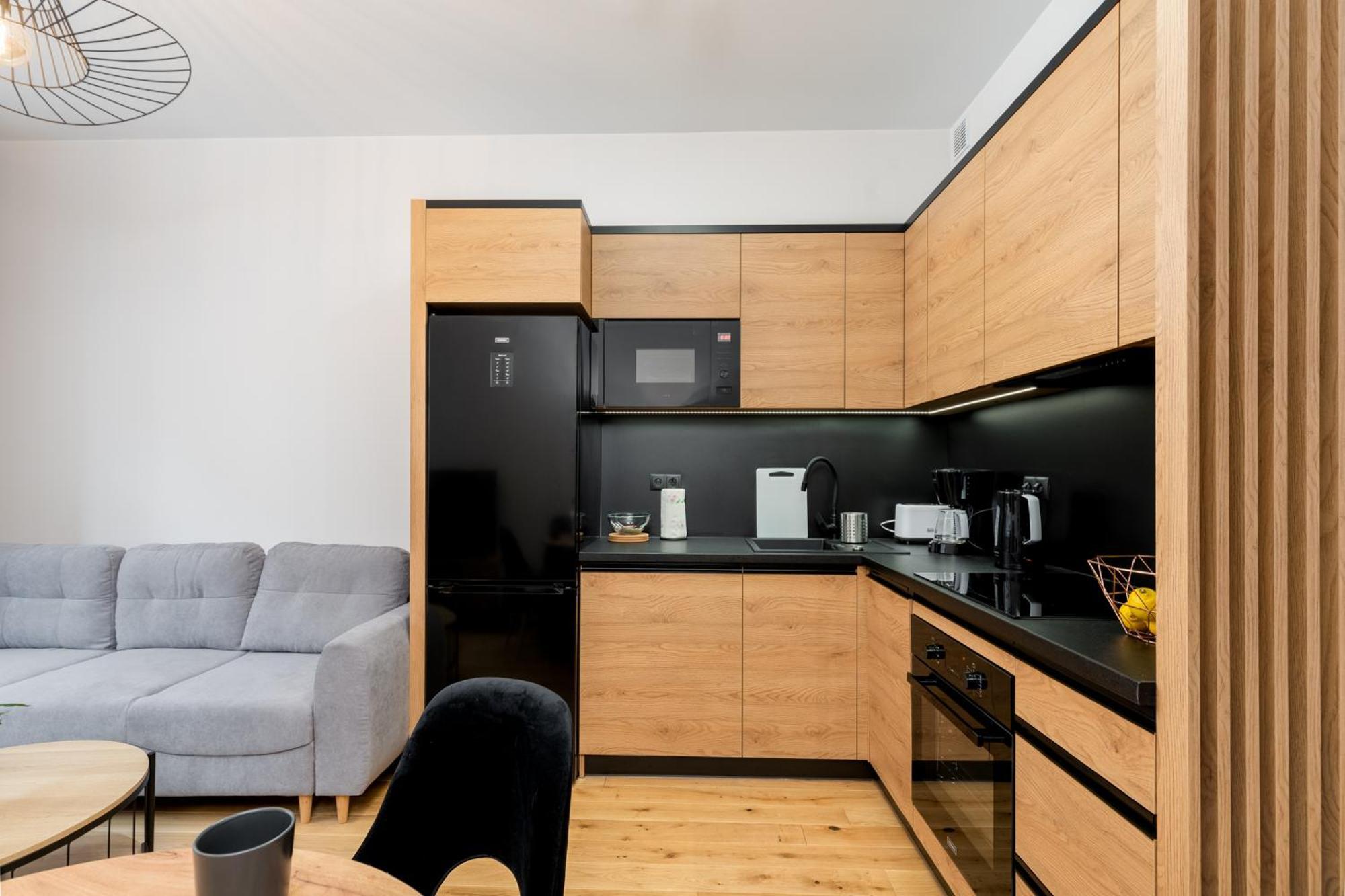 Revesen Premium Apartments Красков Екстериор снимка