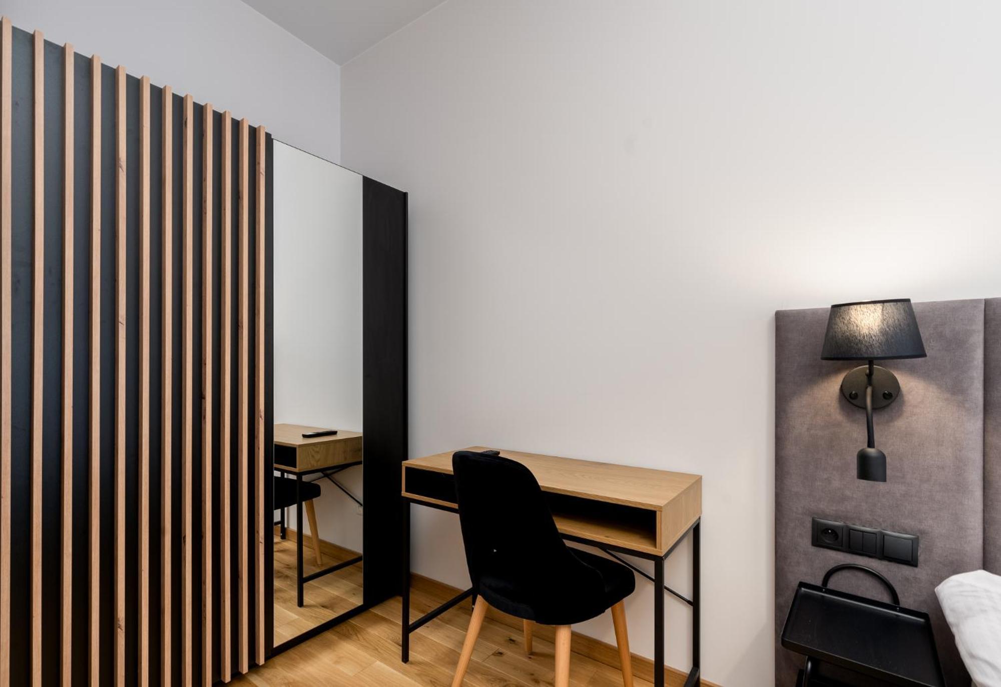 Revesen Premium Apartments Красков Екстериор снимка