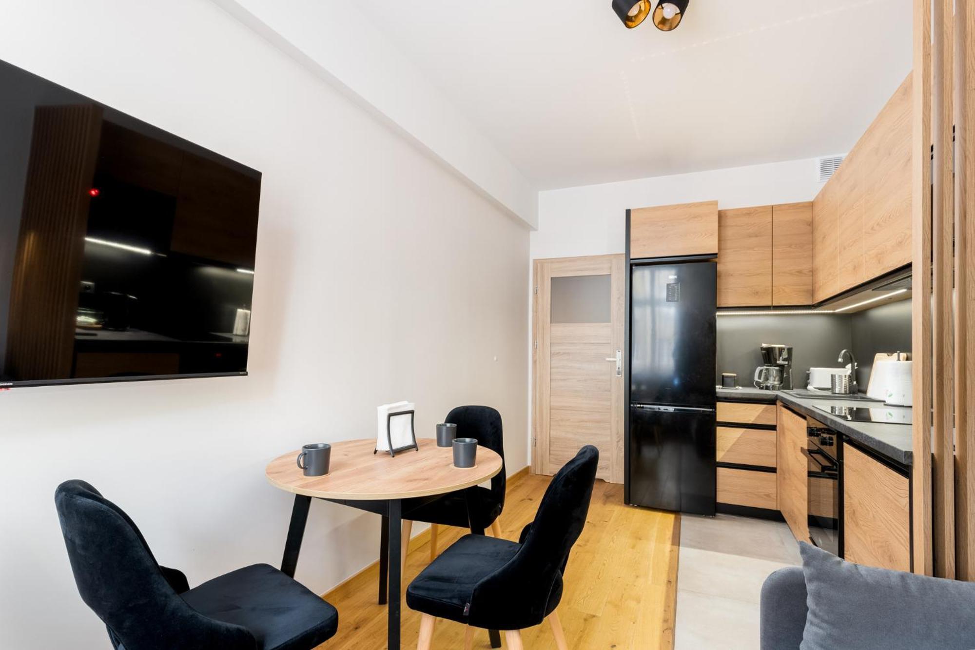 Revesen Premium Apartments Красков Екстериор снимка
