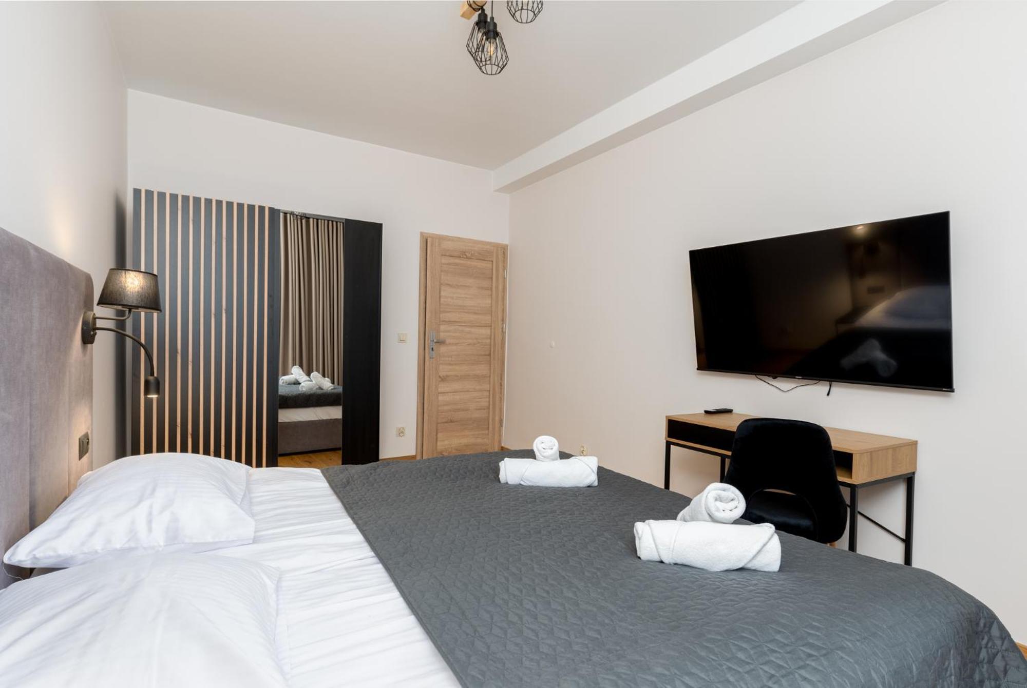 Revesen Premium Apartments Красков Екстериор снимка