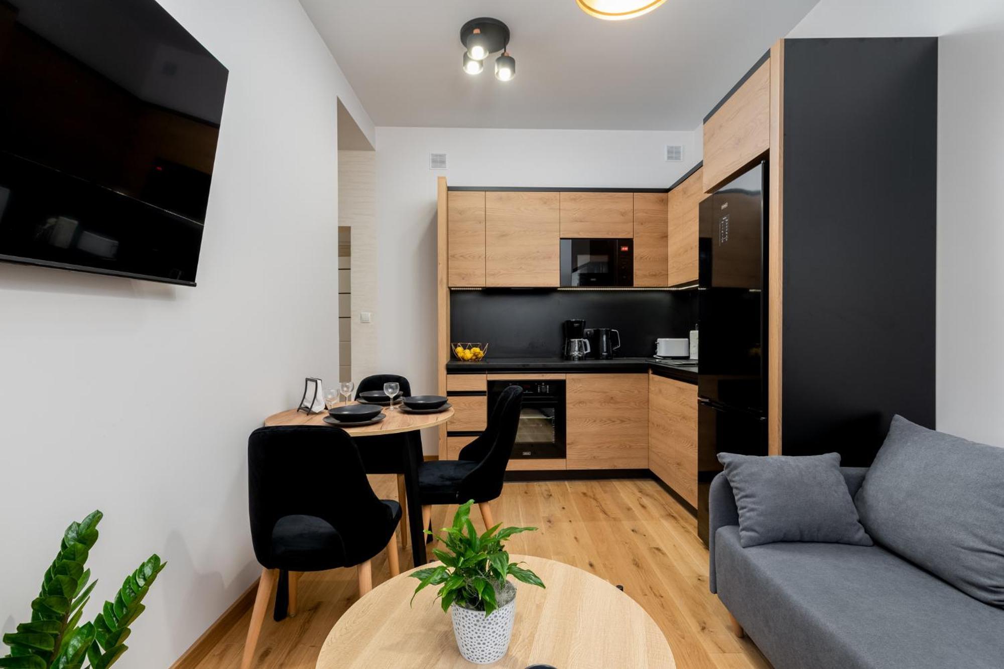 Revesen Premium Apartments Красков Екстериор снимка